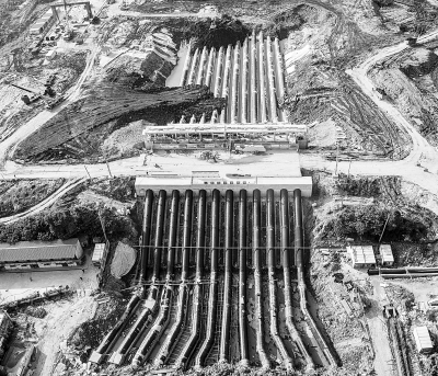 伟德体育 - 综合体育赛事平台|奥体中心相助同伴